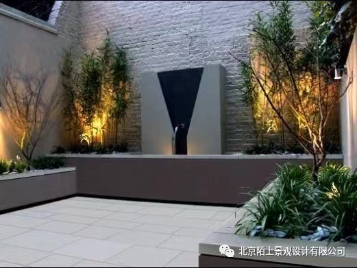 bd69dab60929e8c6ddeafed49915e0a.jpg